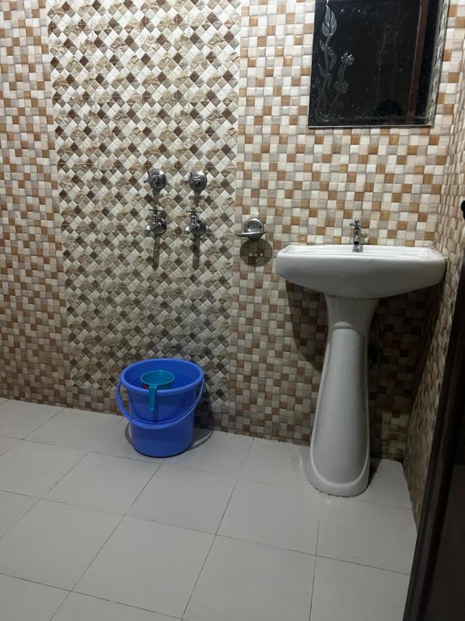 רישיקש Chandra Palace מראה חיצוני תמונה